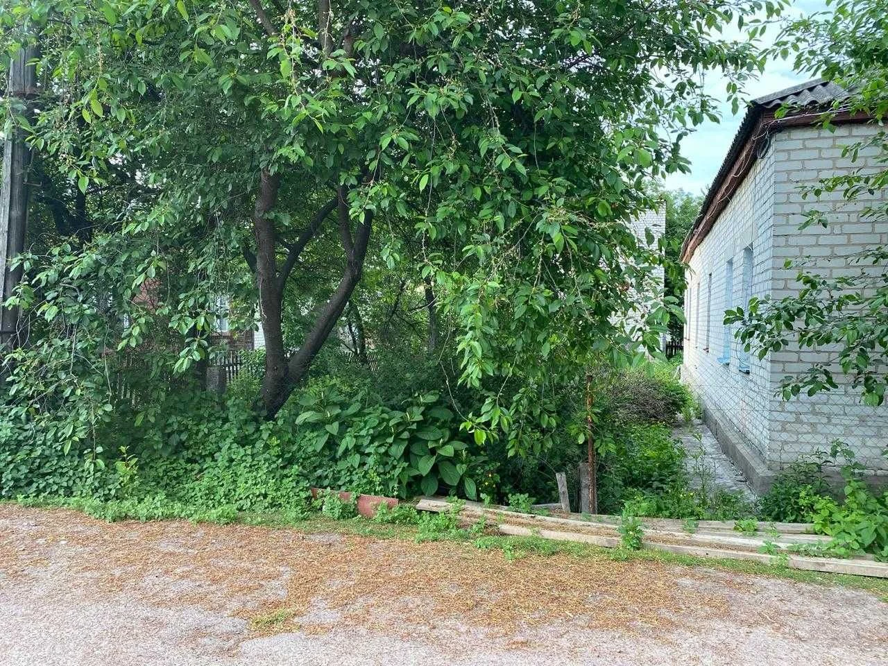 Продається частину будинку