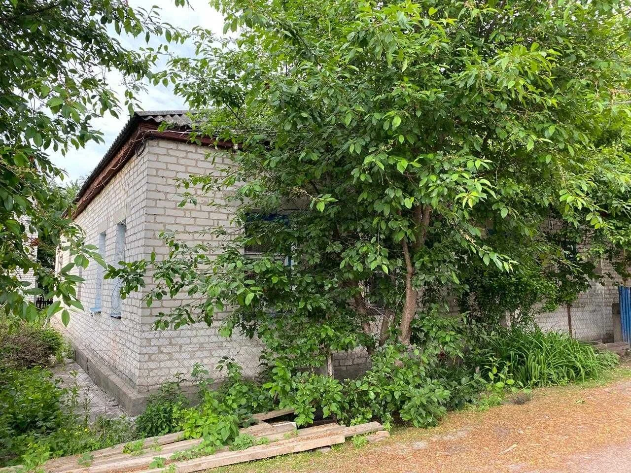 Продається частину будинку
