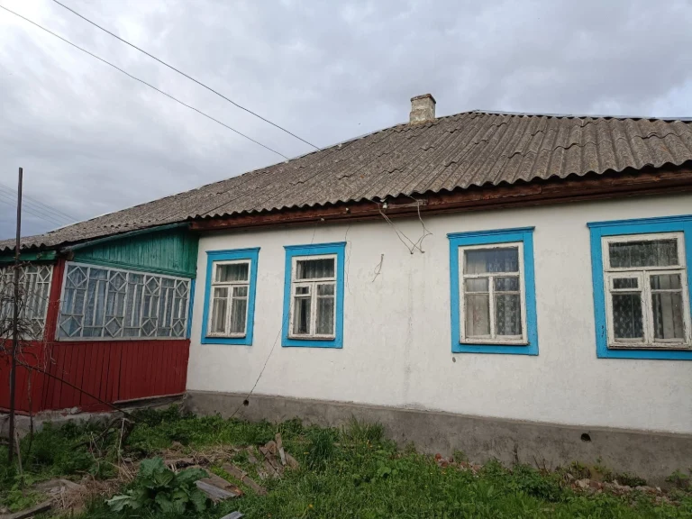 Продається частина будинку