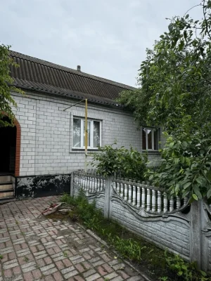 Продається частина будинку с.Корчівка