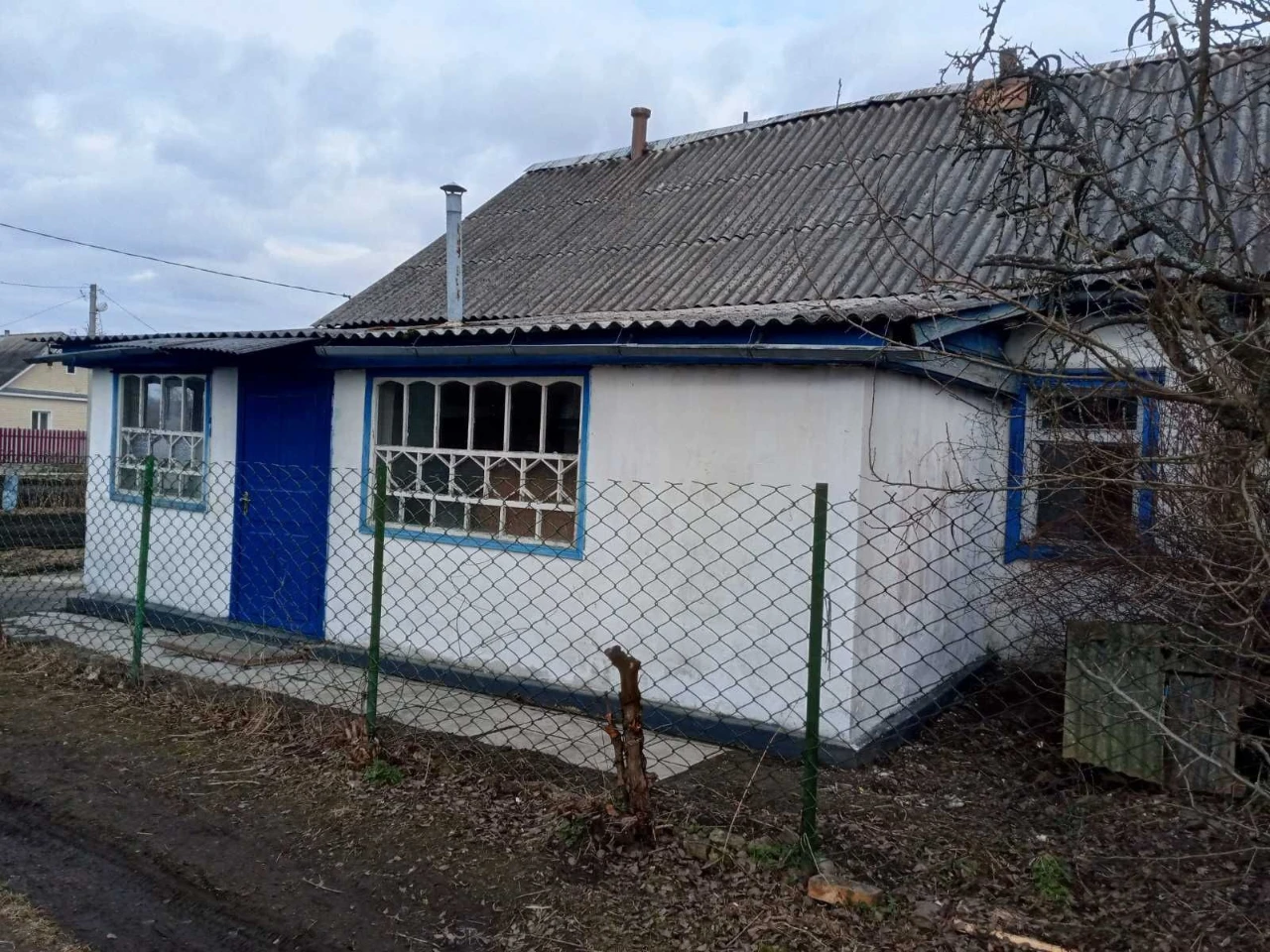 Продам будинок  .