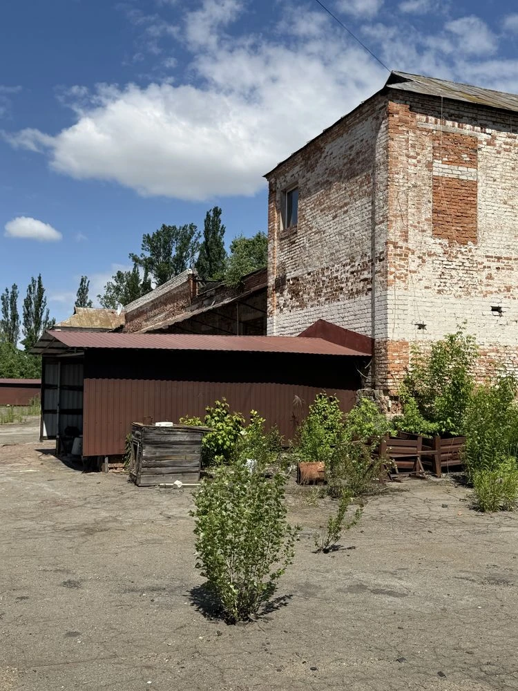 Продаж нерухомості промислового призначення