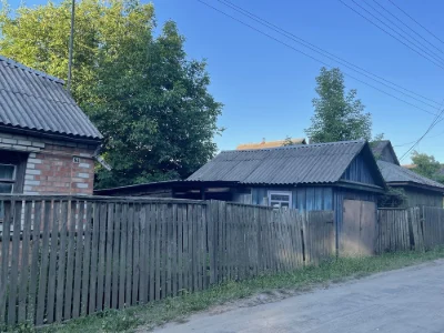 Власний куточок спокою біля лісу