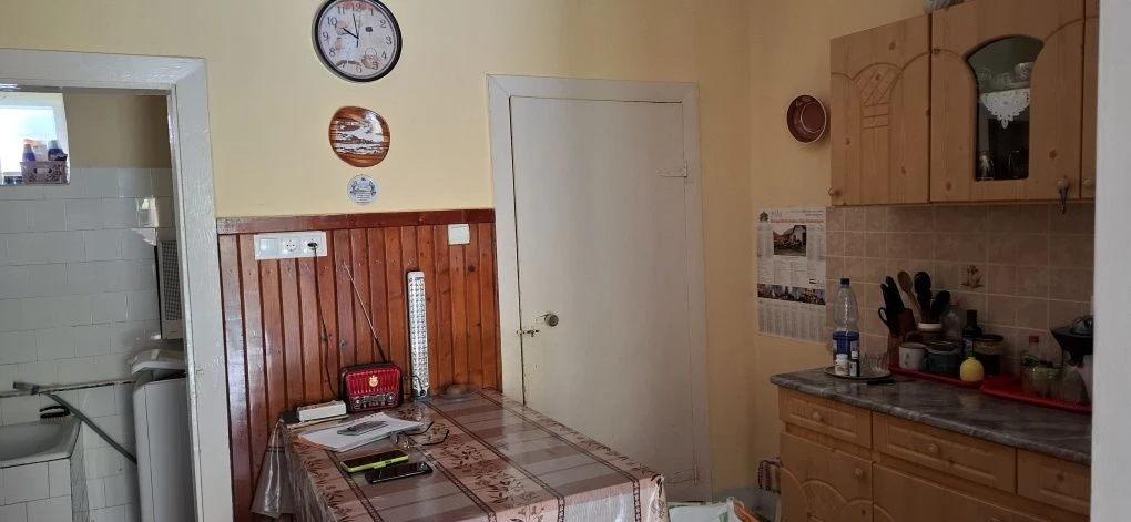 с.Яноші від Берегова 1 км будинок 4кімн