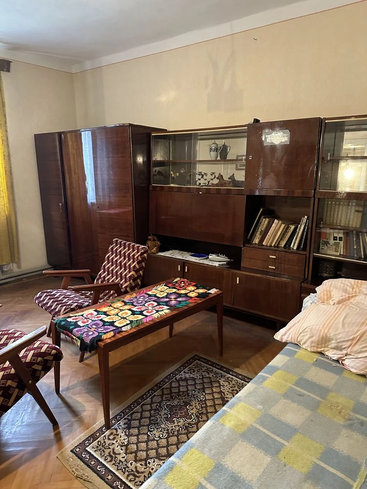 Продається будинок в Берегові