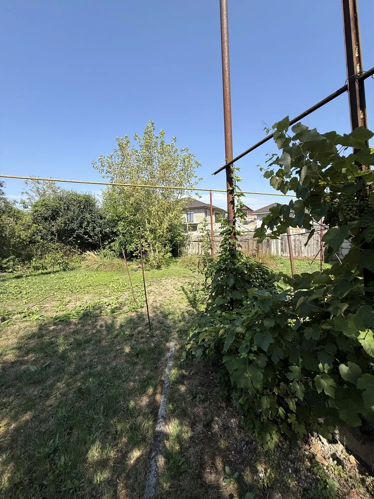 Продам будинок в Берегові, поруч з центром