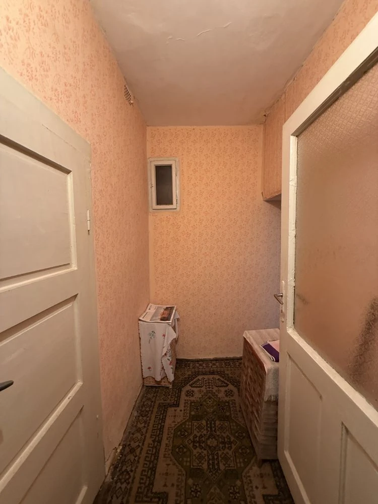 Продам будинок в Берегові, поруч з центром