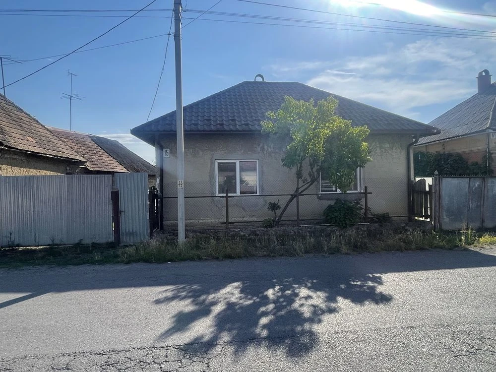 Продається приватний будинок, 15 соток, Берегове