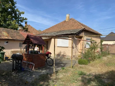продається будинок в м.Берегове можливо по сертифікату