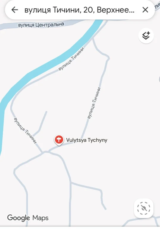 Ділянка із будинком