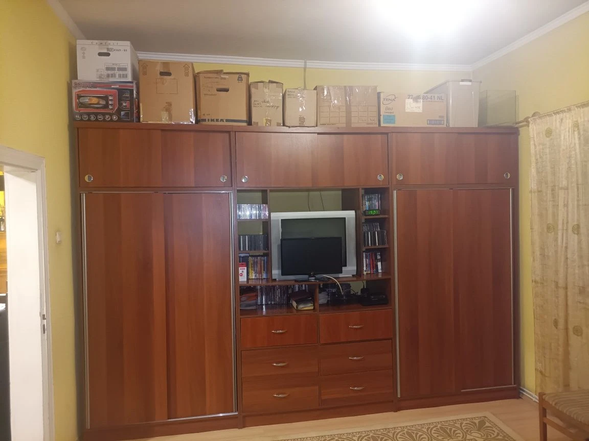 Продається добротний будинок - локація 950 м  до термального
