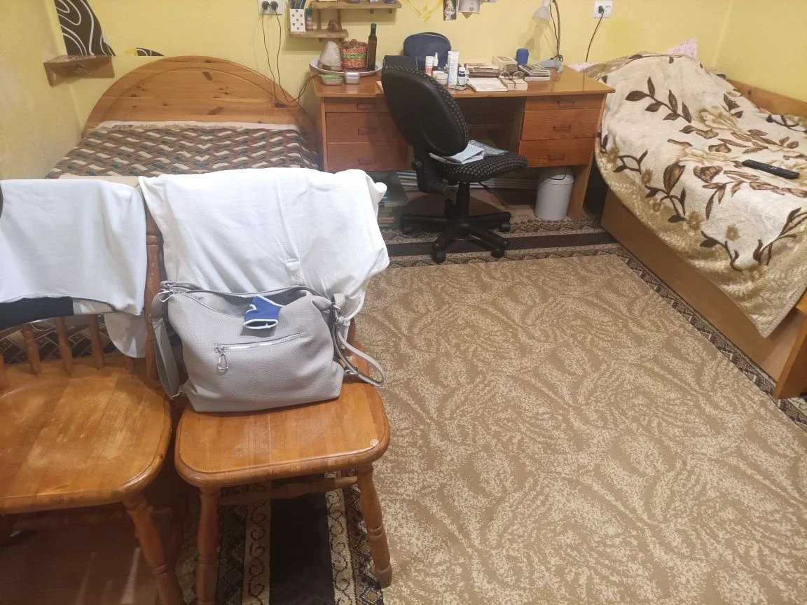 Продається добротний будинок - локація 950 м  до термального
