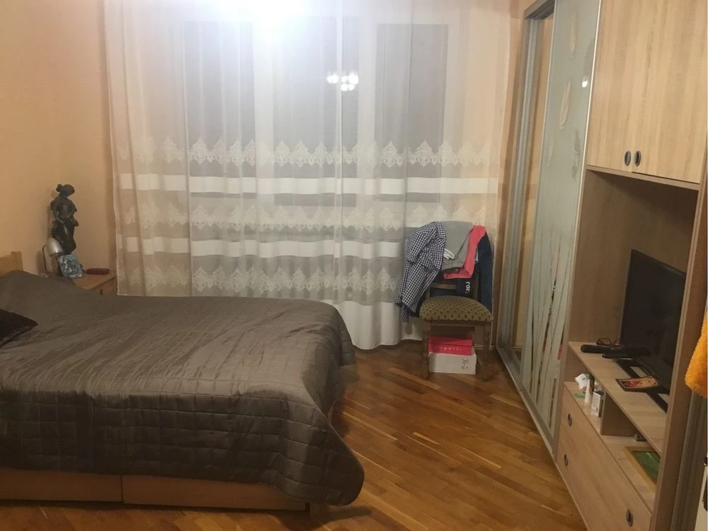 Продам будинок з меблями , городом і садочком