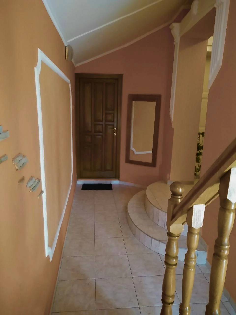Елітний будинок у САМОМУ ЦЕНТРІ МІСТА • 140 м² • Тераса • Га
