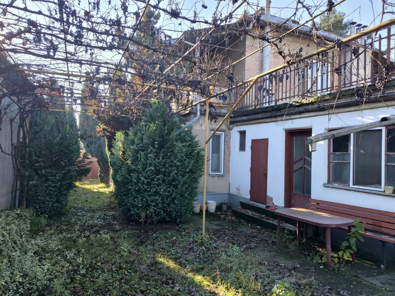 Продається будинок в центрі м.Берегове.