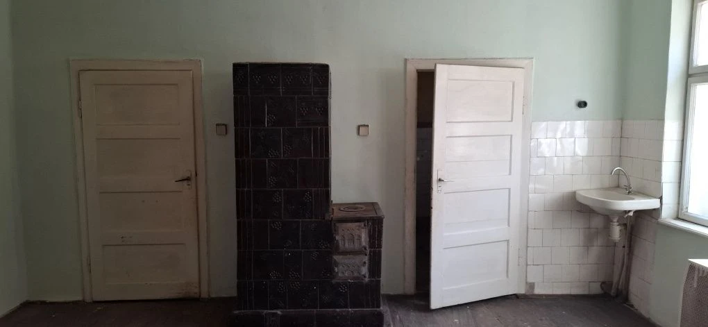 с. Боржава будинок 2 кімн. загальна пл.84  кв.м.ТОРГ.