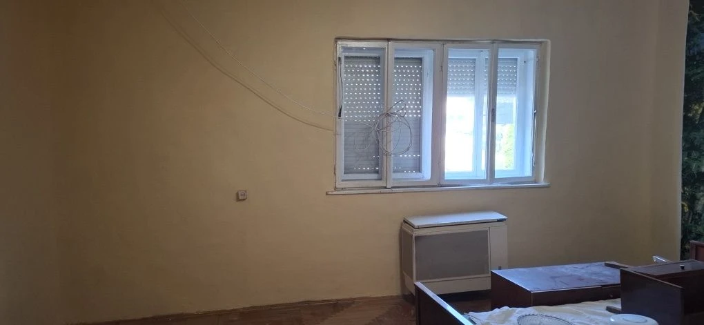 с. Боржава будинок 2 кімн. загальна пл.84  кв.м.ТОРГ.