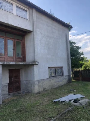 Продам будинок 230 м², 50 соток, біля термалів Берегове