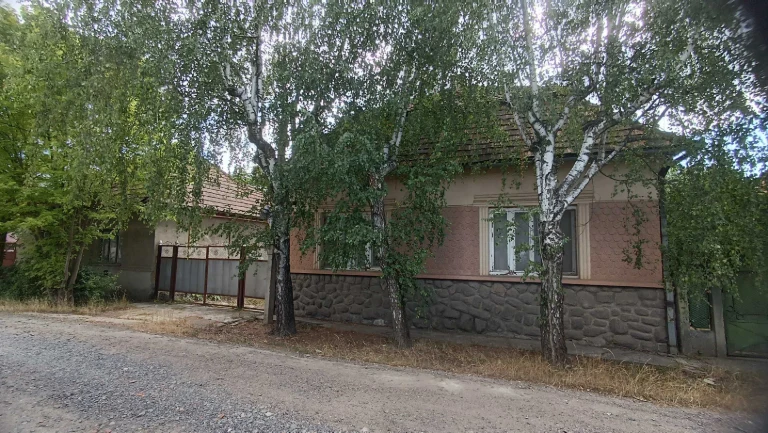 БЕРЕГОВЕ, ВУЛ. ГРАБОВСЬКОГО, 33. ПРОДАЖ компактного однопове