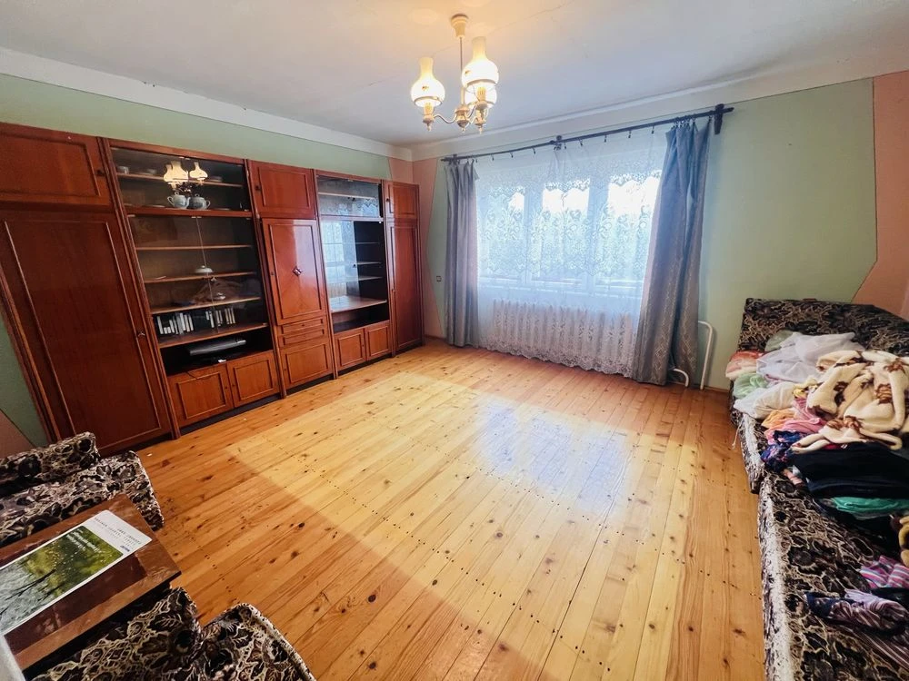 Продаж цегляного будинку в м.Берегове, 186 кв.м , 10 соток д