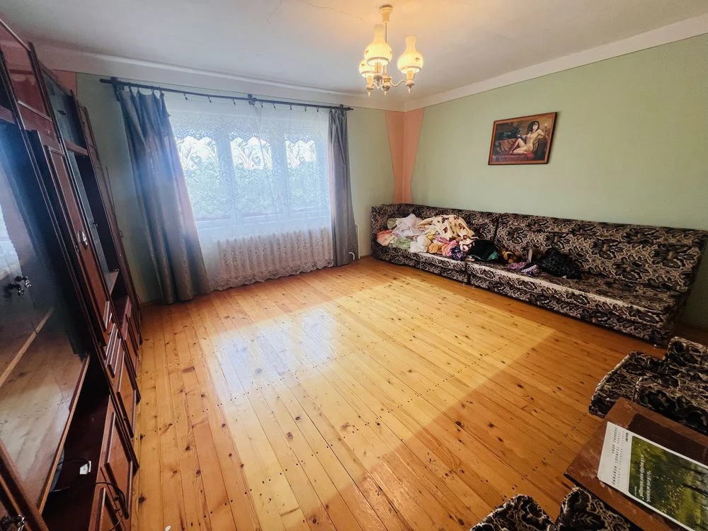 Продаж цегляного будинку в м.Берегове, 186 кв.м , 10 соток д