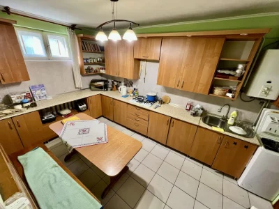 Продам будинок 151 м2 ділянка 7 сотин Берегово вул. Баттяні