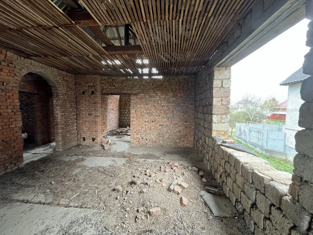 Unfinished 130 sq m plot, 10 acres, Beregovo Street, Bucha