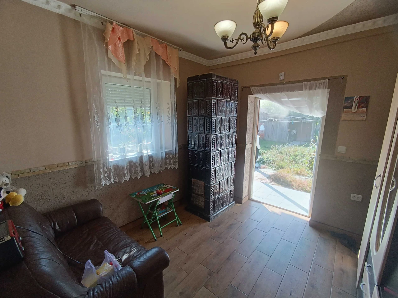 КОМПАКТНИЙ, НЕВЕЛИКИЙ 51 кв.м. 2 кімнатний будинок недалеко