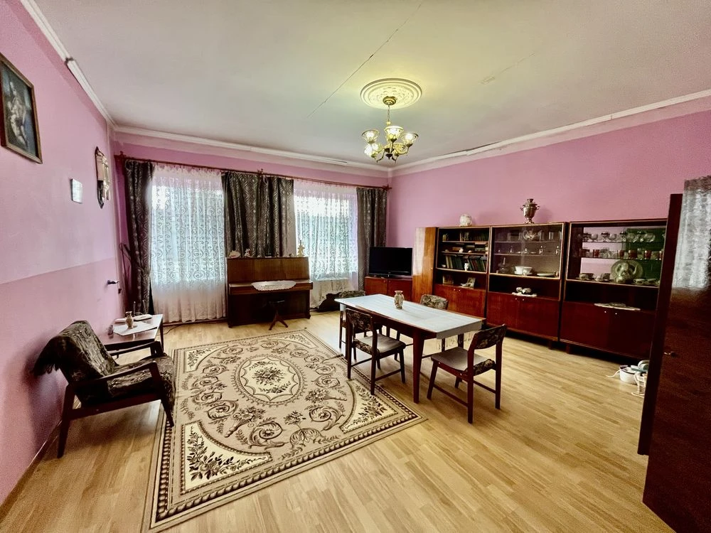 Продам будинок Берегово вул. Богдана Хмельницького 84
