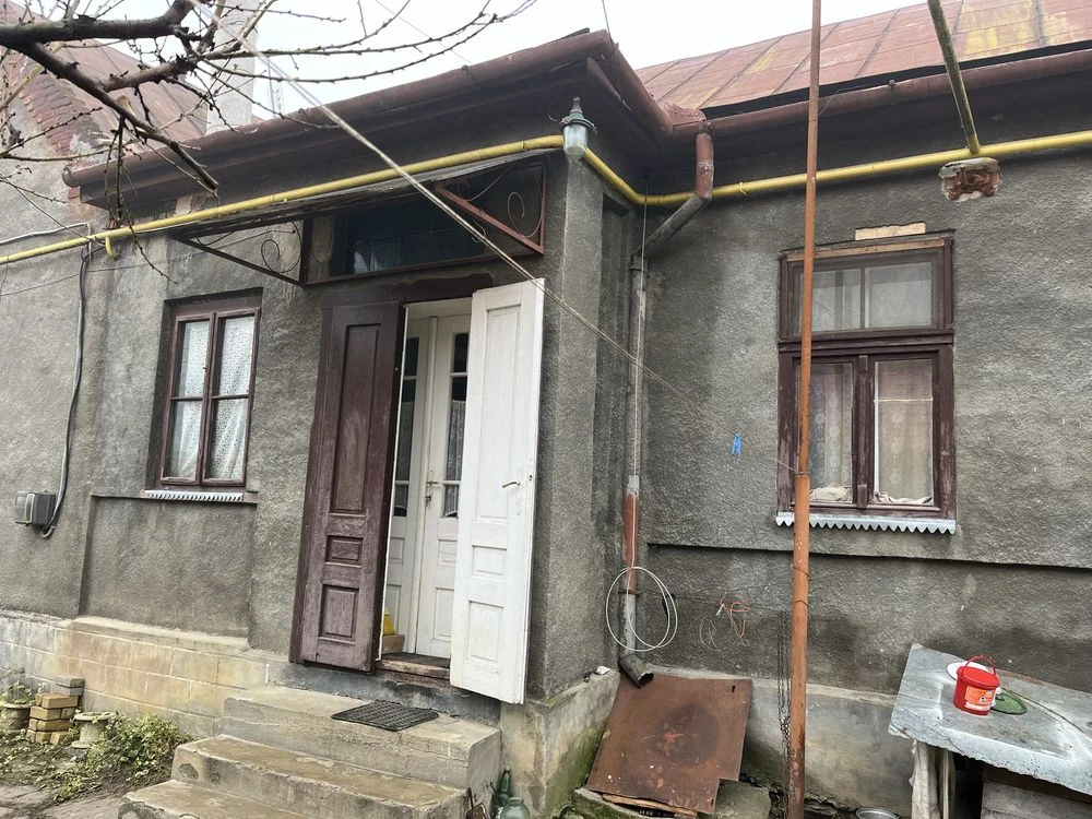 Дім 108 м2, приват ділянка 18 сотин, Берегово вул. Кініжі 48