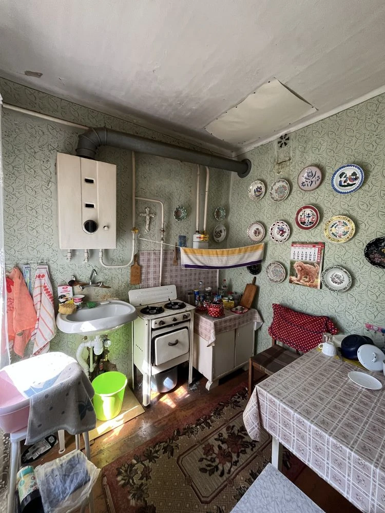 Продам будинок 56 м2 ділянка 3,5 сотки Берегово вул. Новий б
