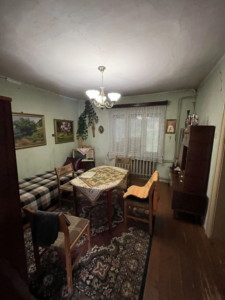 Продам будинок 56 м2 ділянка 3,5 сотки Берегово вул. Новий б