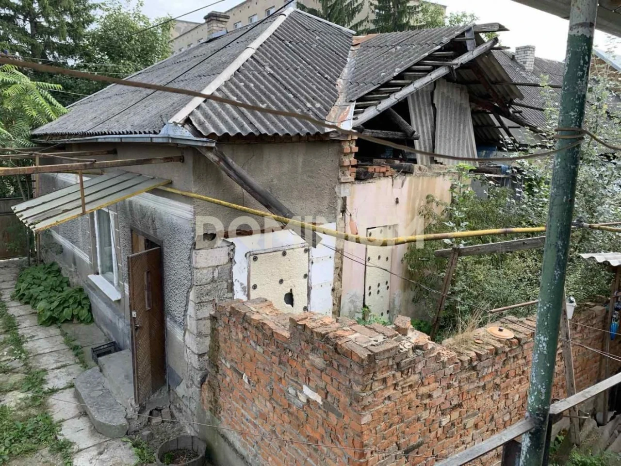 Терміновий продаж будинку у м. Виноградів, вул. Кооперативна