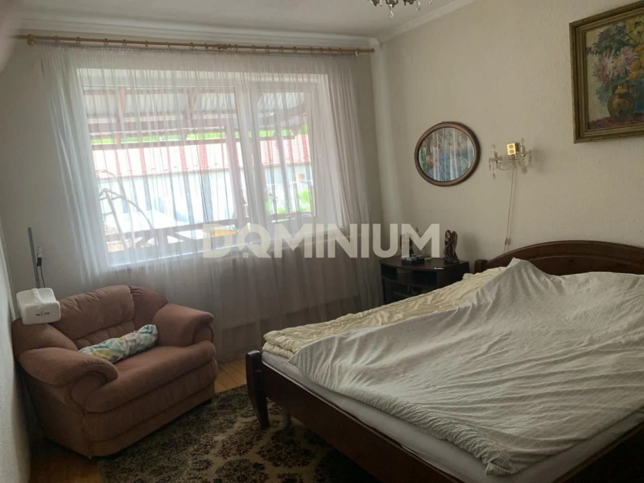 Продается дом с действующим магазином в самом сердце города Винограде