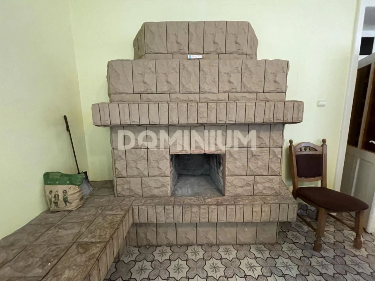 Продається будинок в м. Виноградів,з комерційним потенціалом
