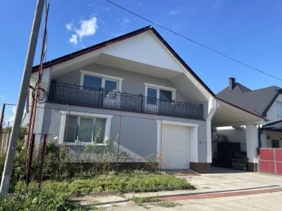 Будинок з прибудовою та сонячною електростанцією 30 кВт