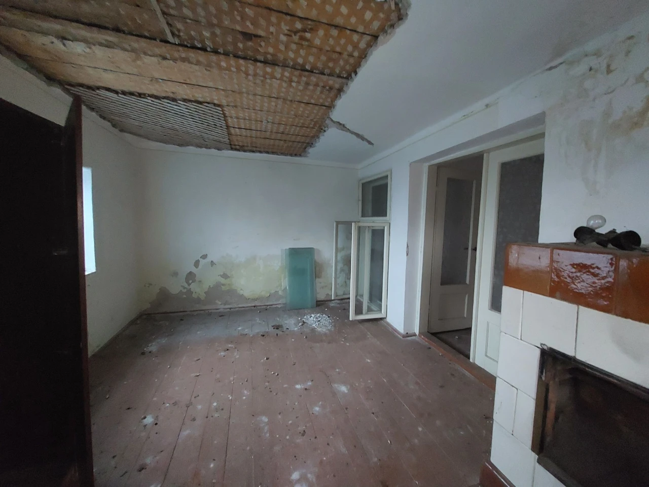 Продам ділянку 12 соток з будинком та чудовим видом на Виног