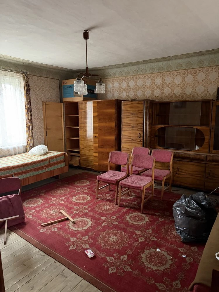 Продається будинок Соборності 13