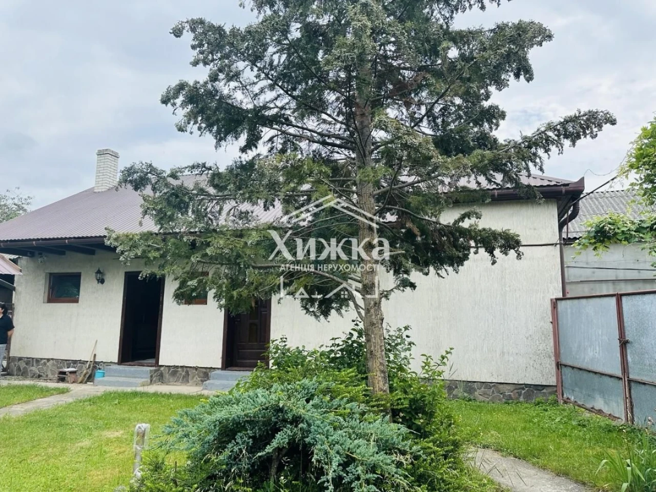 Продаж затишного будинку в селі Підвиноградів