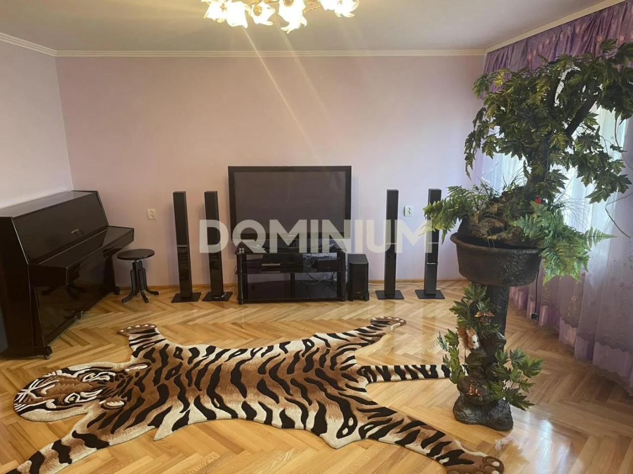 Продаж Будинок м,Виноградів