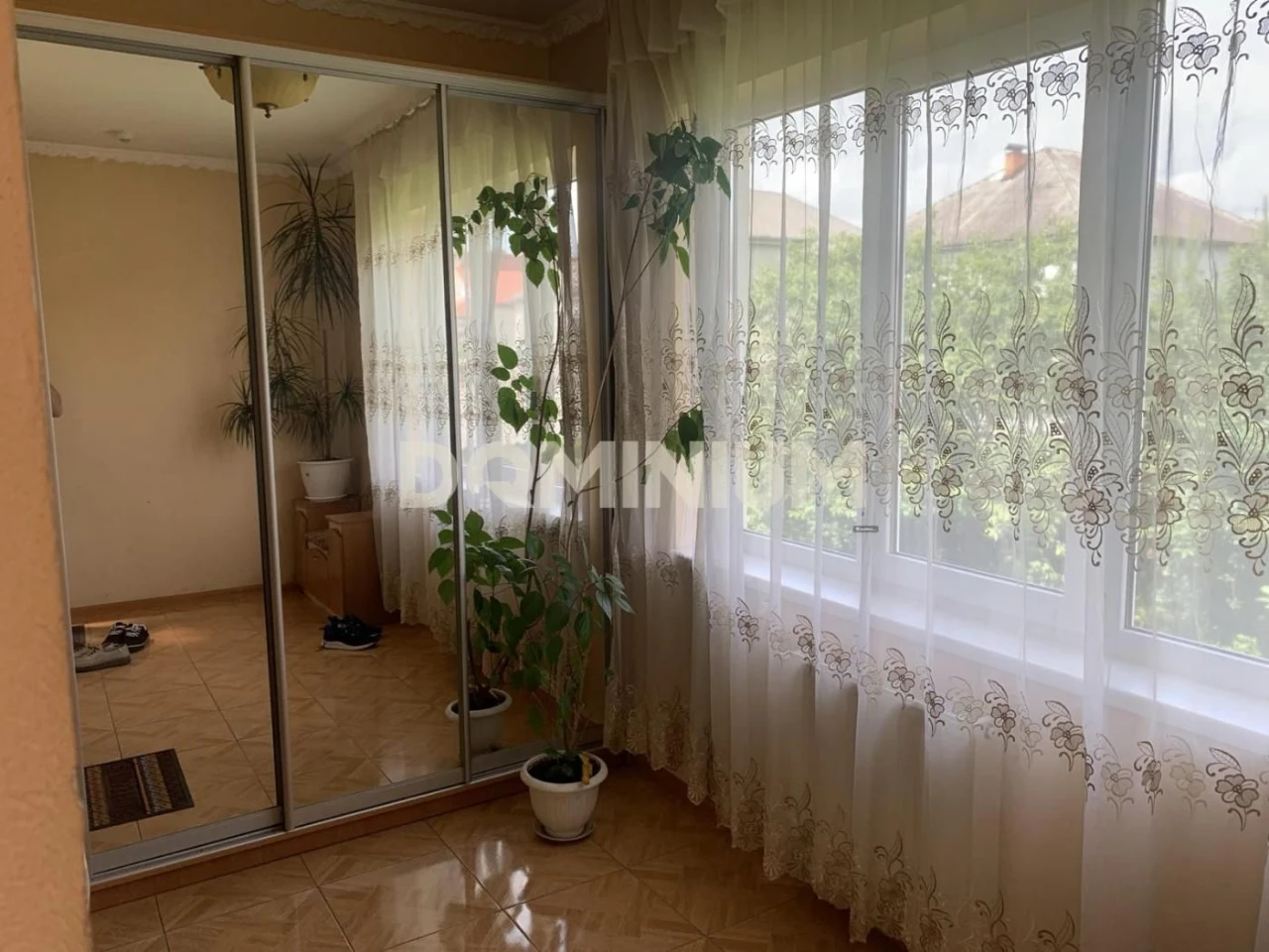Продаж Будинку м.Виноградів вул.Висоцького
