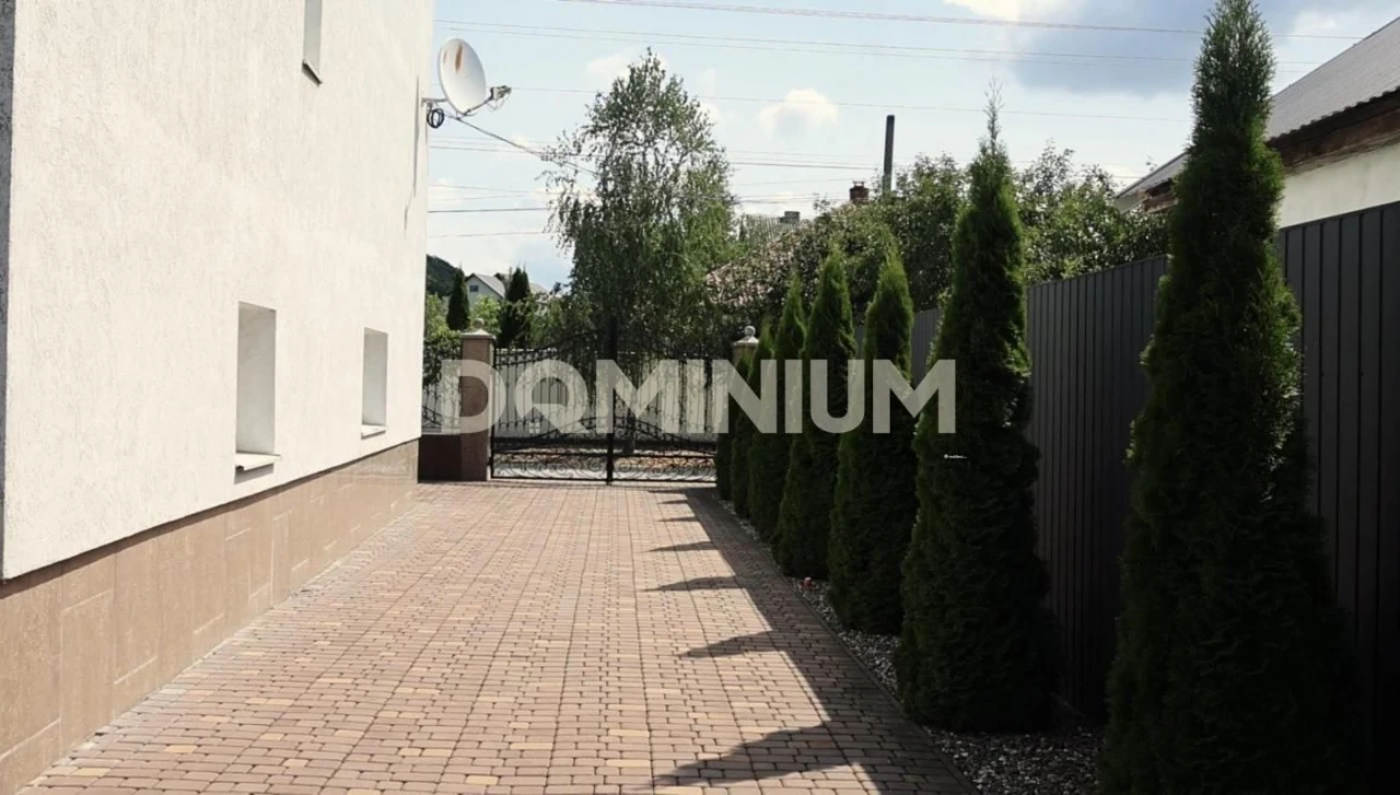 Продаж Будинку в м.Виноградів вул Королівська 30