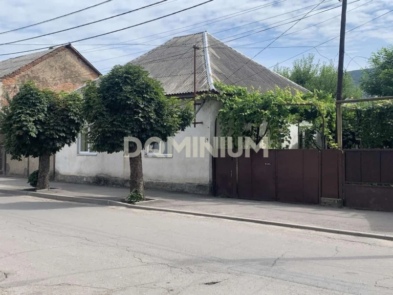 Продається будинок у м.Виноградів вул.Братів Зейканів