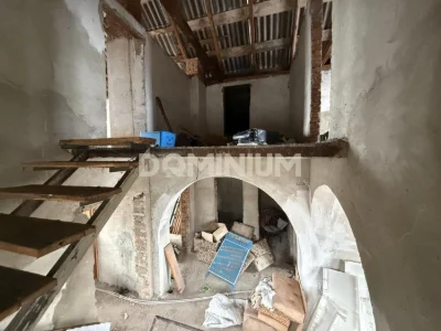 Продається будинок в смт. Вилок з комерцією біля кордону