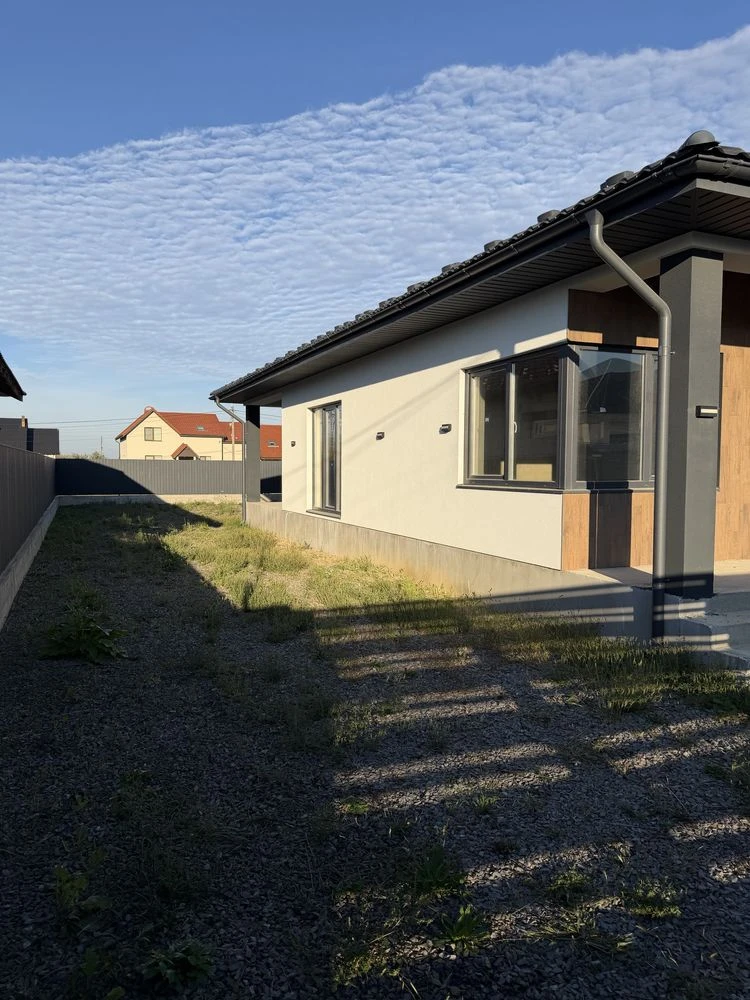Продажа: Дом с гаражом