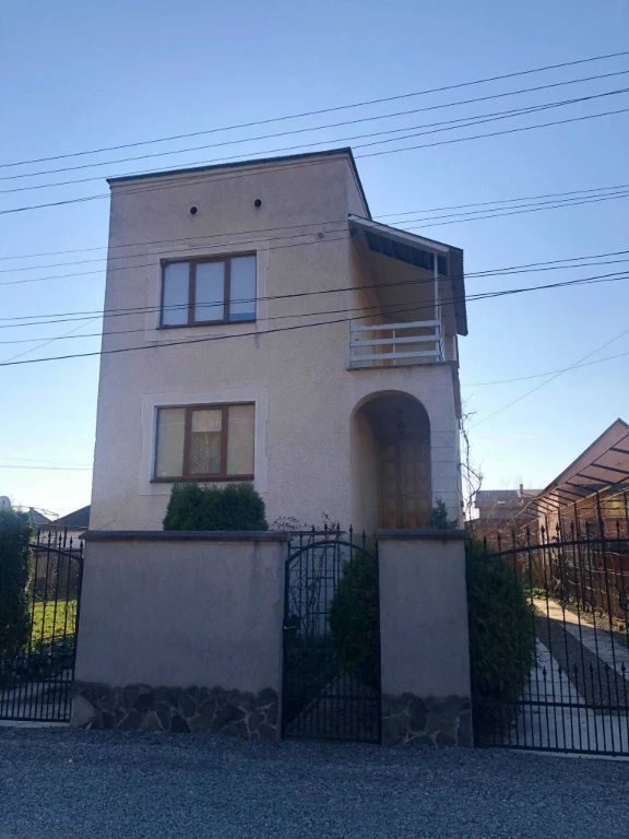 Будинок в м. Виноградів, Закарпатська область