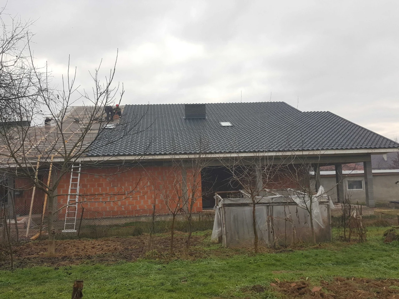Продаж 2 поверхового будинку з ділянкою на 14.5 сотки, 316 к