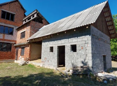 Residential house in village Ilvynza