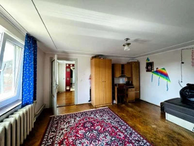 House. Irshava, Pershtravneva