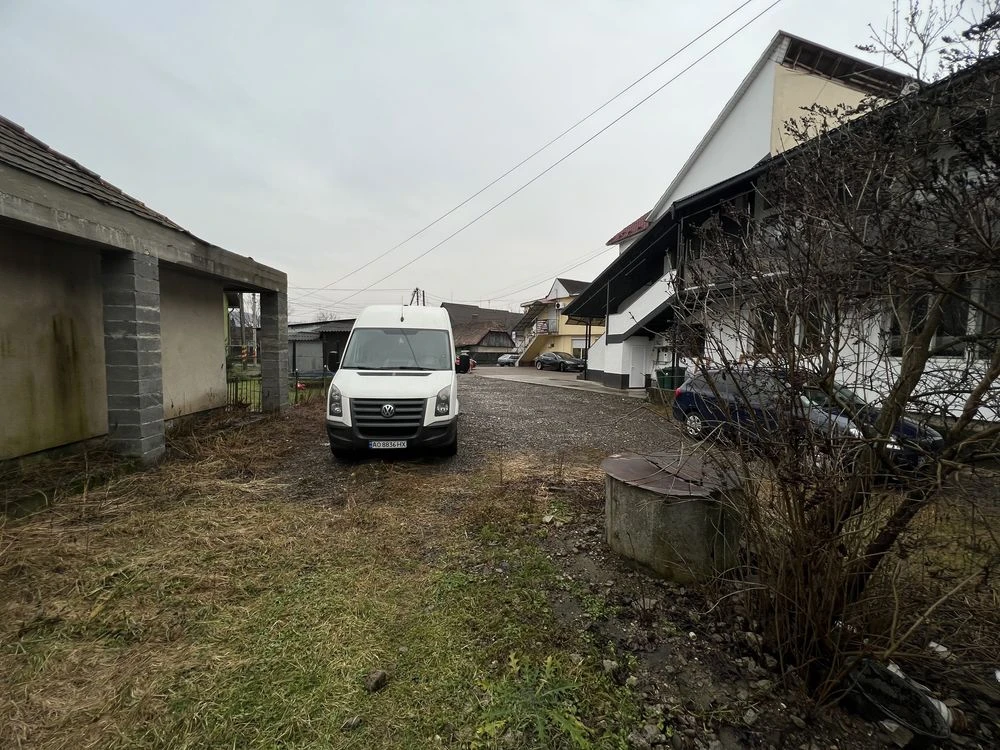 For Sale: Land with House in the Center of Irshava